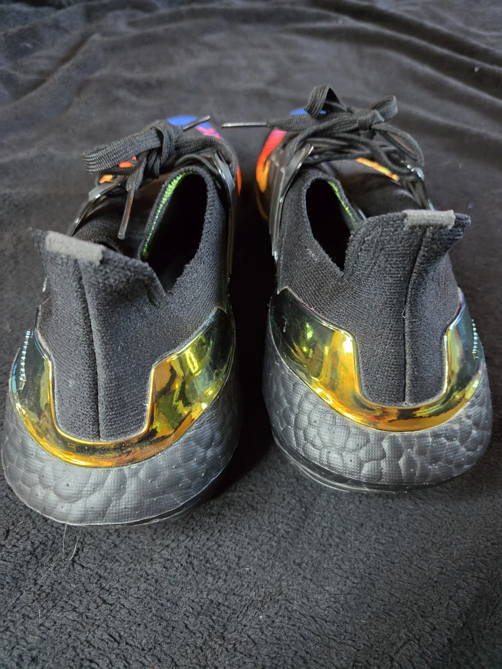 Adidas Ultraboost 22 'Linear Energy' Unisex Sneakers - 7.5